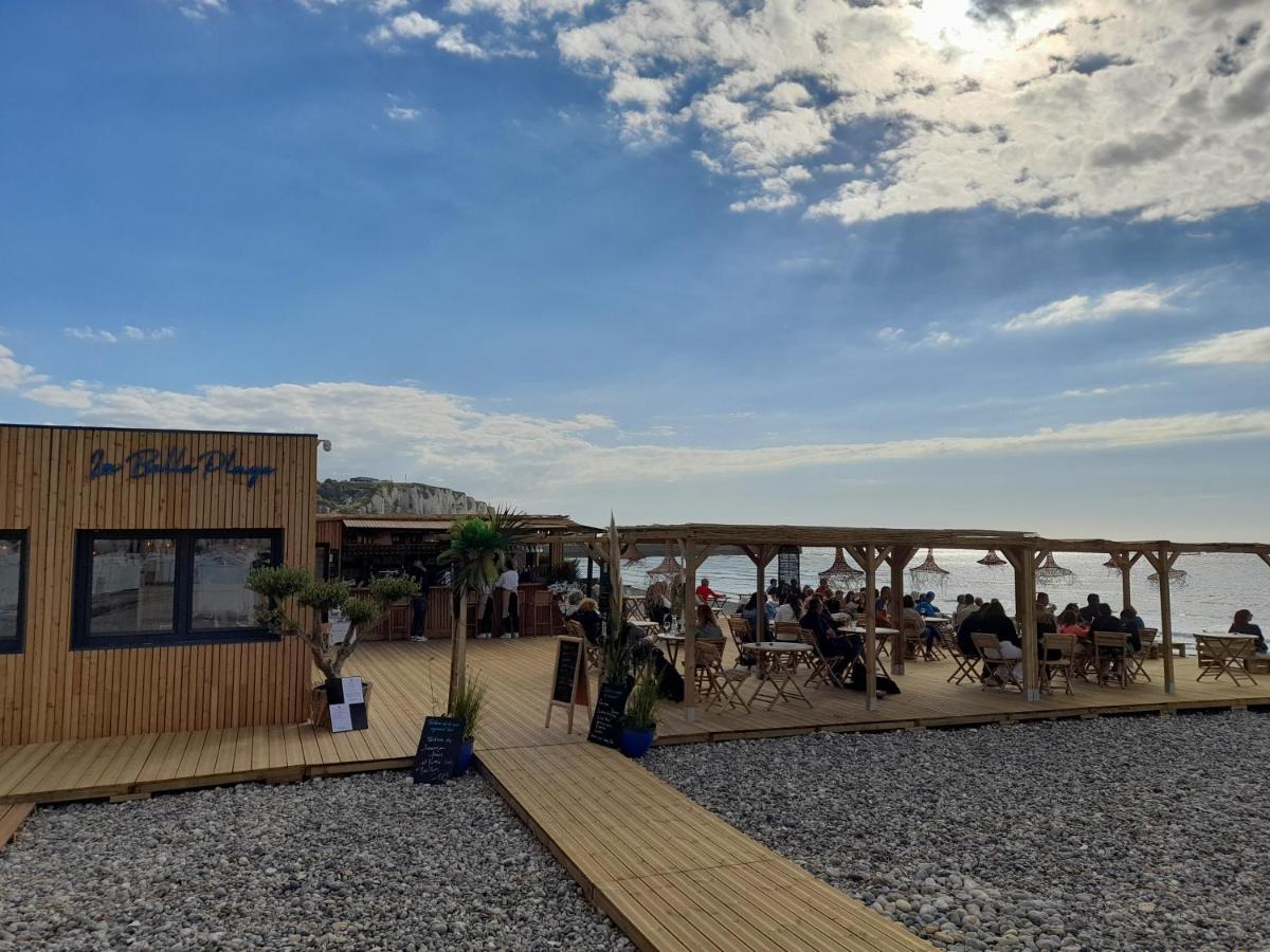 Charmante Villa Plein Sud 50M De La Plage - Balcon Vue Laterale Sur Mer - Equipee De La Fibre, Wifi, Internet مير-لي-بان المظهر الخارجي الصورة